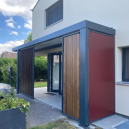 Large House With Generous Garden *